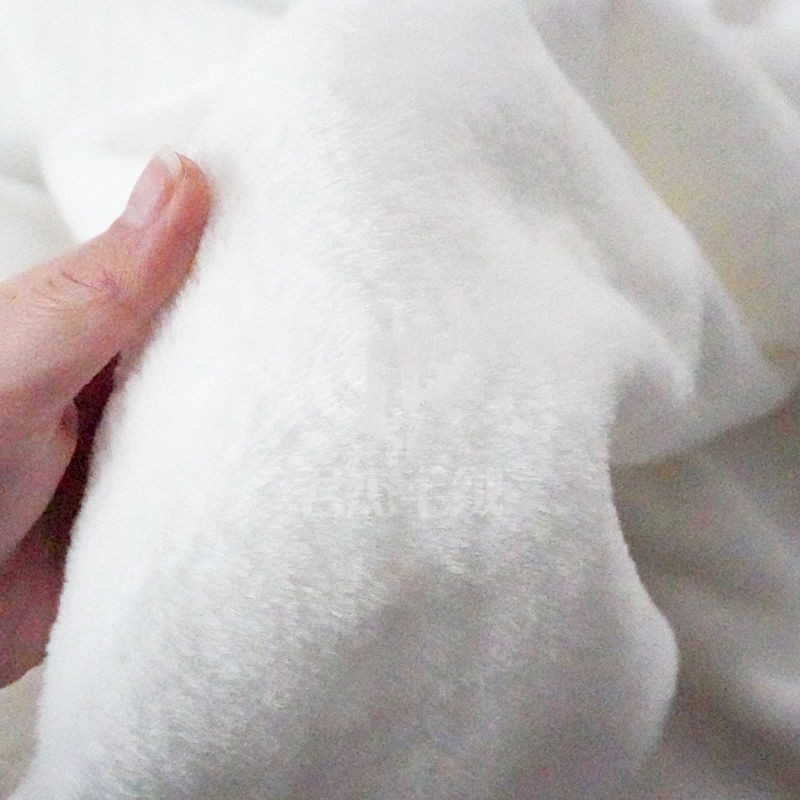 Polyester Blanket Super Soft Plush Fabric - Image 3