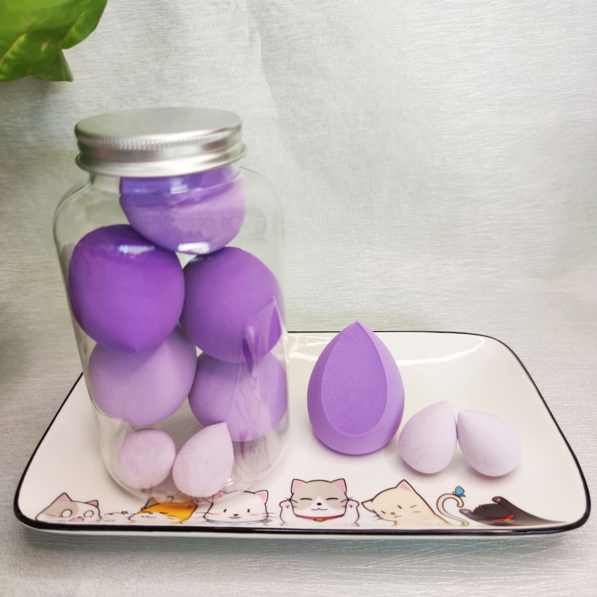 Travel Pack Milk Tea Tin Makeup Egg