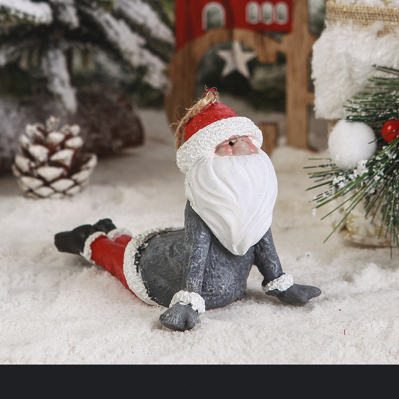 Decoration of Santa Claus with resin technology - Image 4
