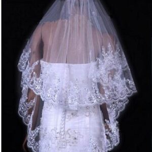 Two-layer Sequined Lace With Combed Bridal Veil
