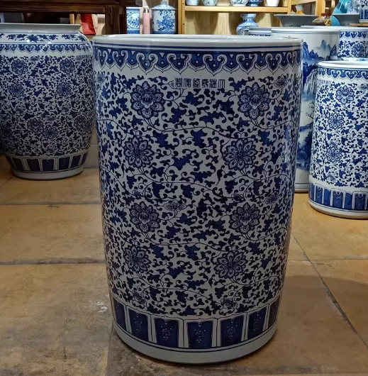Large-size Blue And White Porcelain - Image 3