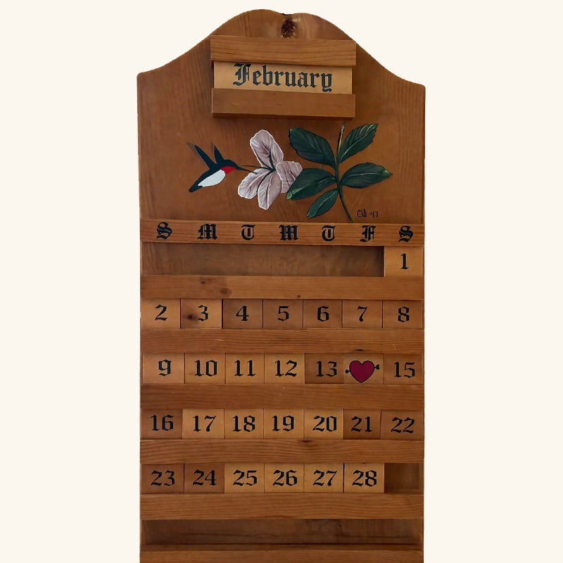 Holiday Wooden Wall-Hanging Calendar Decoration